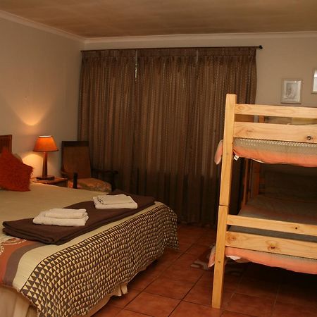 Babbling Brook B&B Closes At Half Past Eight Empangeni Esterno foto