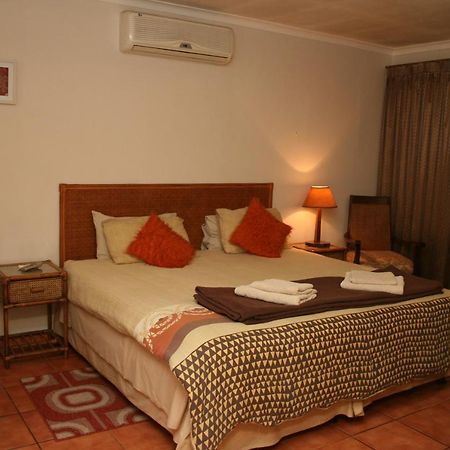 Babbling Brook B&B Closes At Half Past Eight Empangeni Esterno foto