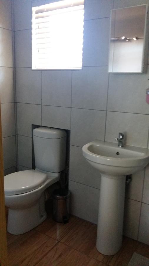 Babbling Brook B&B Closes At Half Past Eight Empangeni Esterno foto